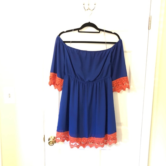 UMGEE Off-the-shoulder Crochet Detail Dress - Picture 6 of 6